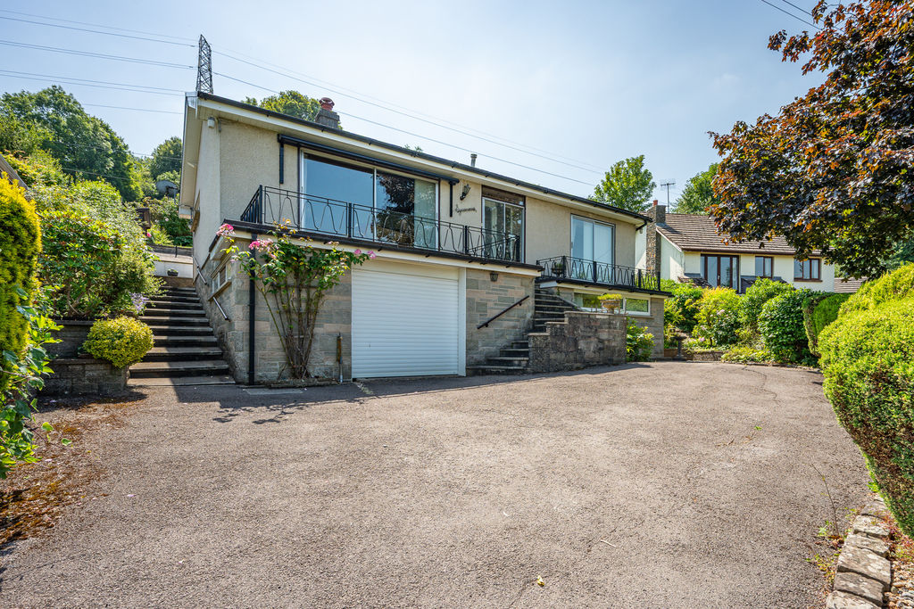 Front Elevation- click for photo gallery